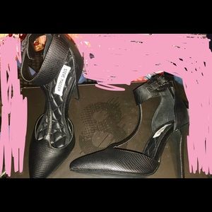 Steve Madden lizard print boots